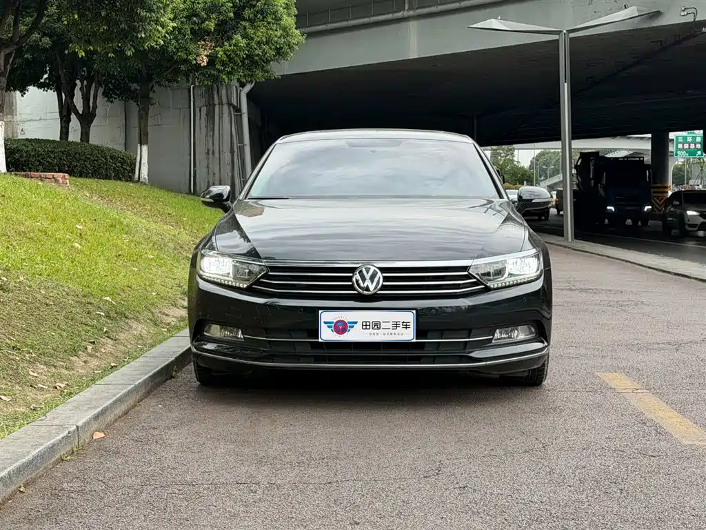 Volkswagen Magotan 2019 — фото 2
