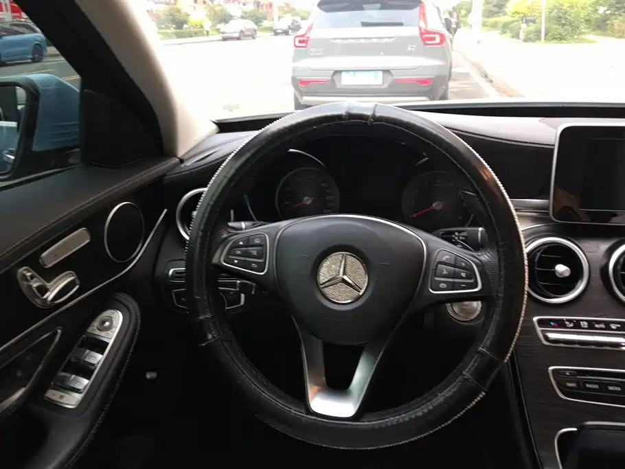 Mercedes-Benz C-Class 2018 — фото 15