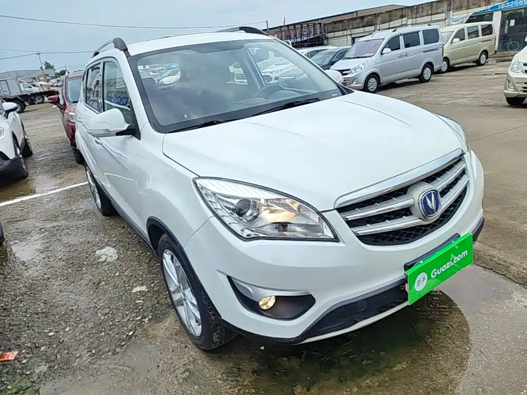 Changan CS35 2016