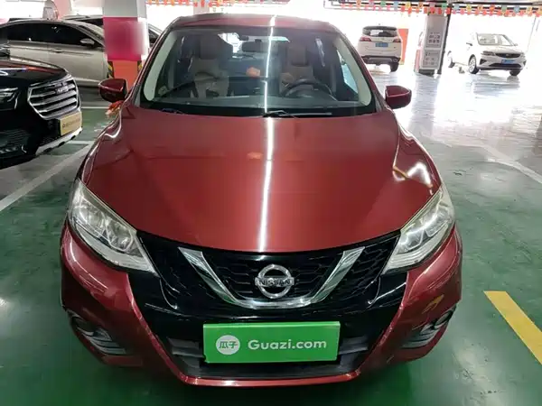 Nissan Tiida 2016