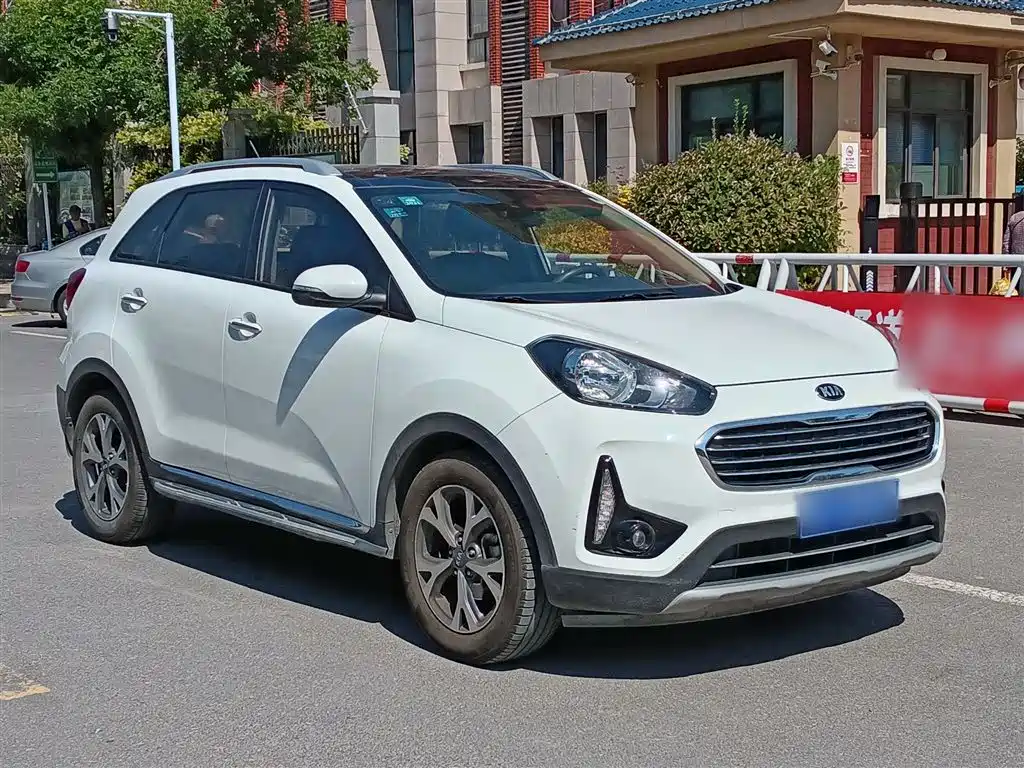 Kia KX3 2017 — фото 21