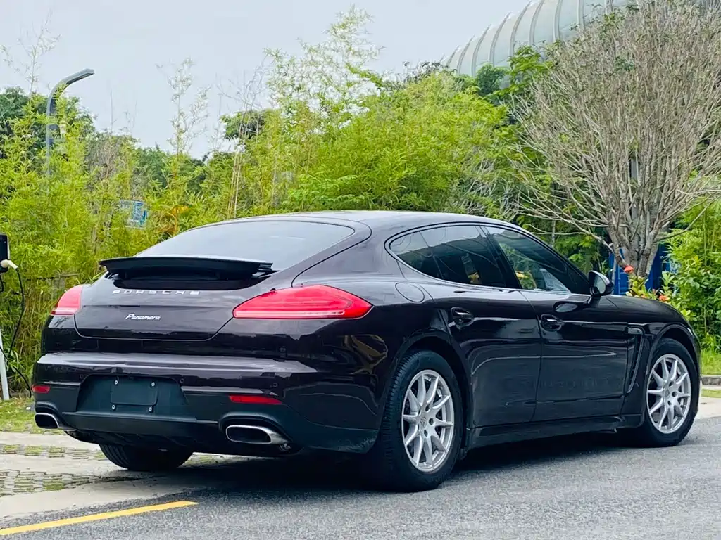 Porsche Panamera 2015 — фото 3