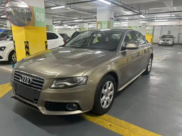 Audi A4L 2012