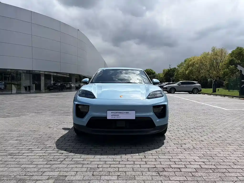 Porsche Macan New Energy 2025 — фото 2