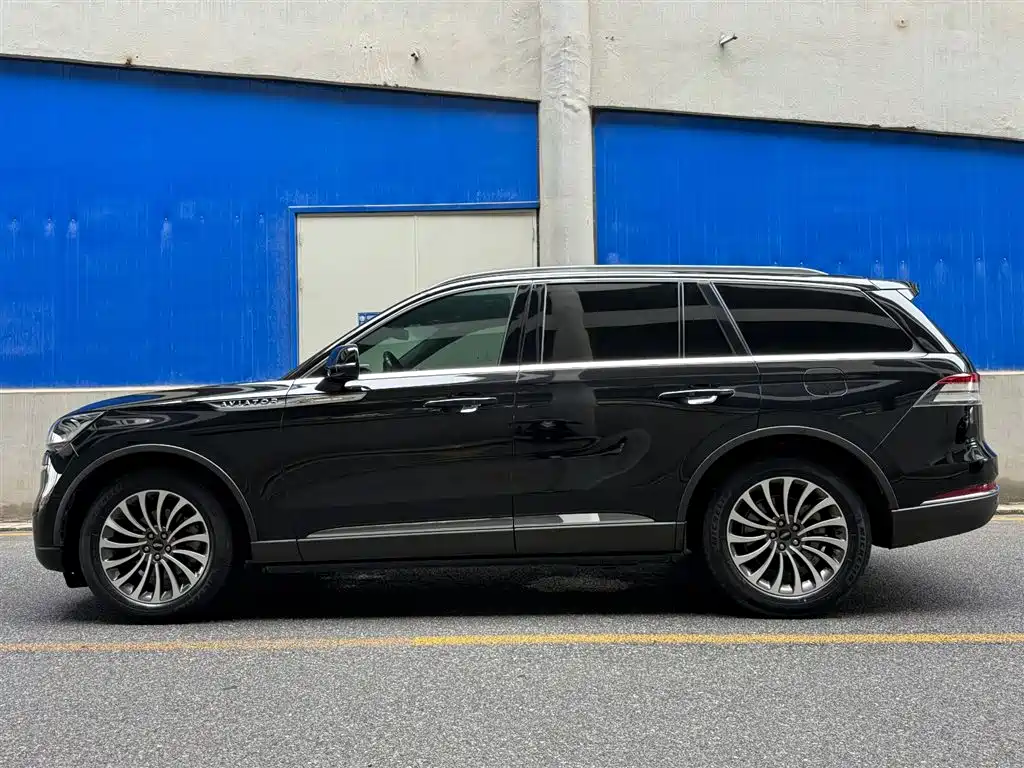 Lincoln Aviator 2021 — фото 3