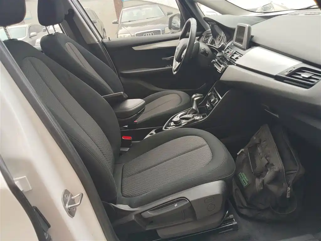 BMW 2 Series Gran Tourer 2016 — фото 19