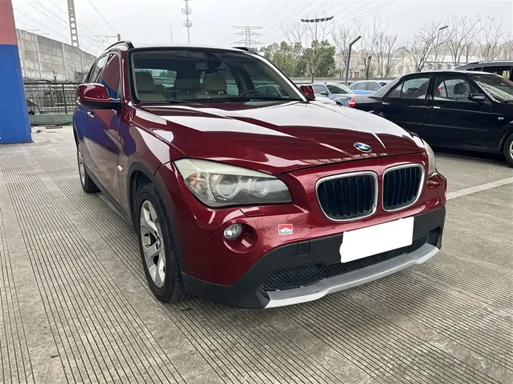 BMW X1 2012 — фото 3