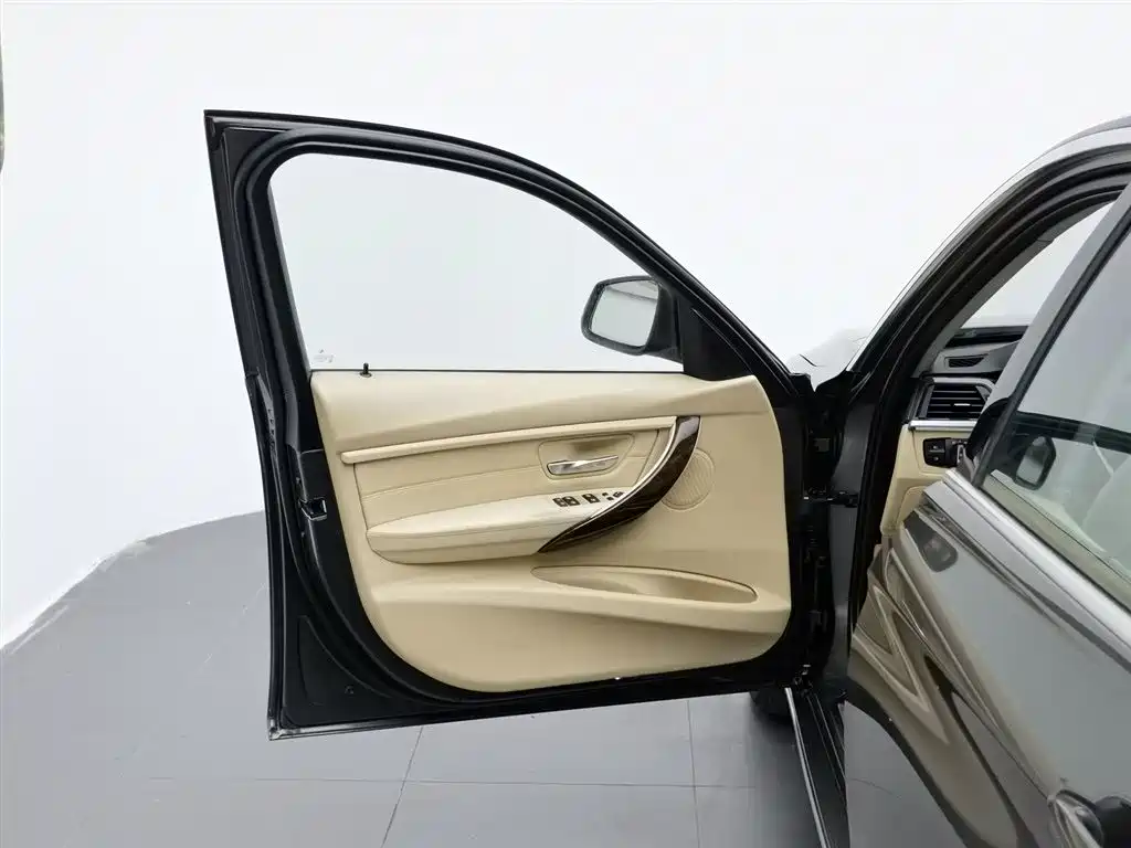 BMW 3 Series 2013 — фото 8