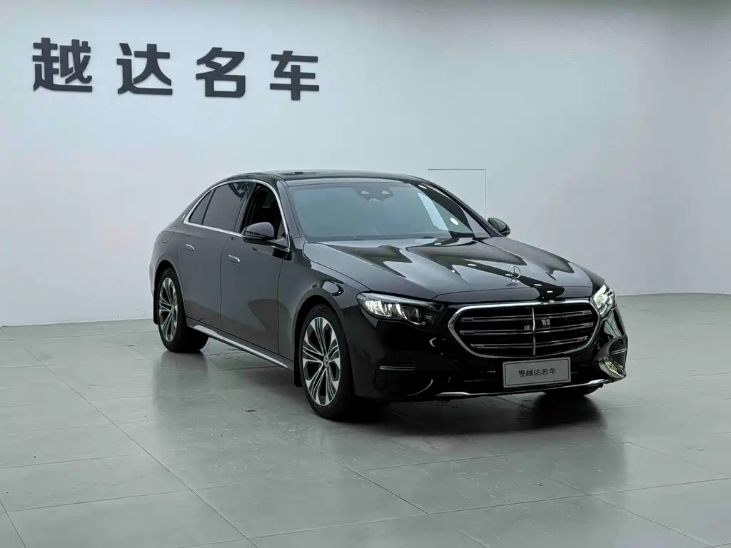 Mercedes-Benz E-Class 2025