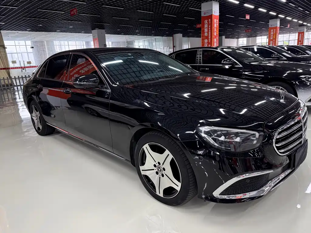 Mercedes-Benz E-Class 2021