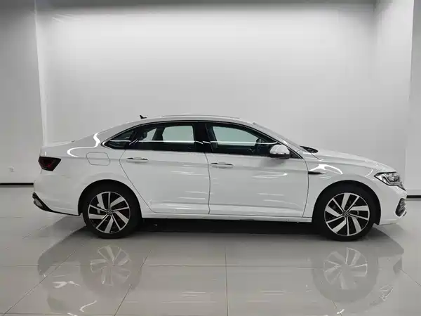 Volkswagen Sagitar 2025