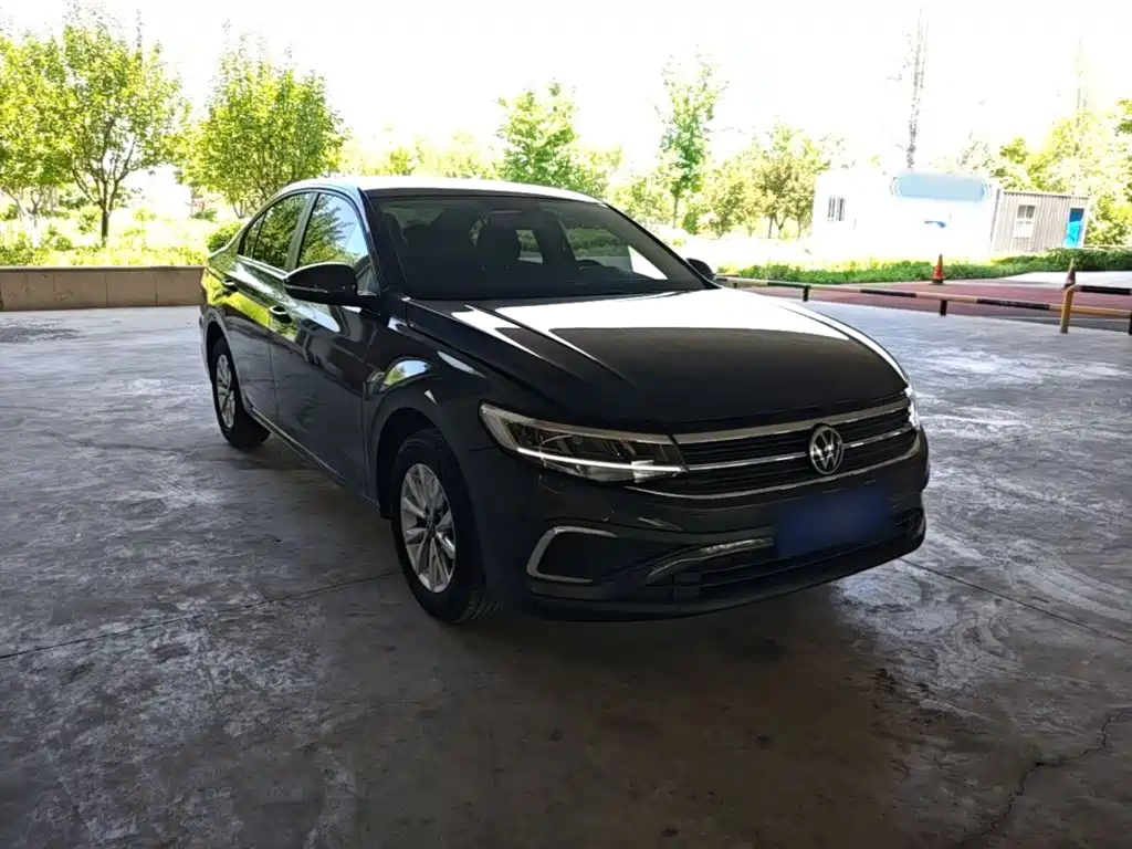 Volkswagen Bora 2023