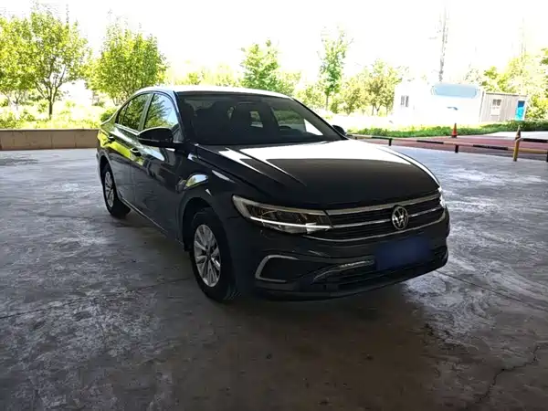 Volkswagen Bora 2023