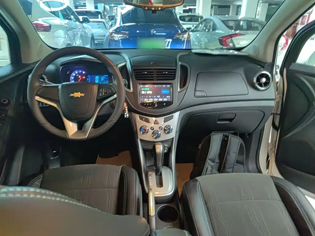 Chevrolet Trax 2014 — фото 10