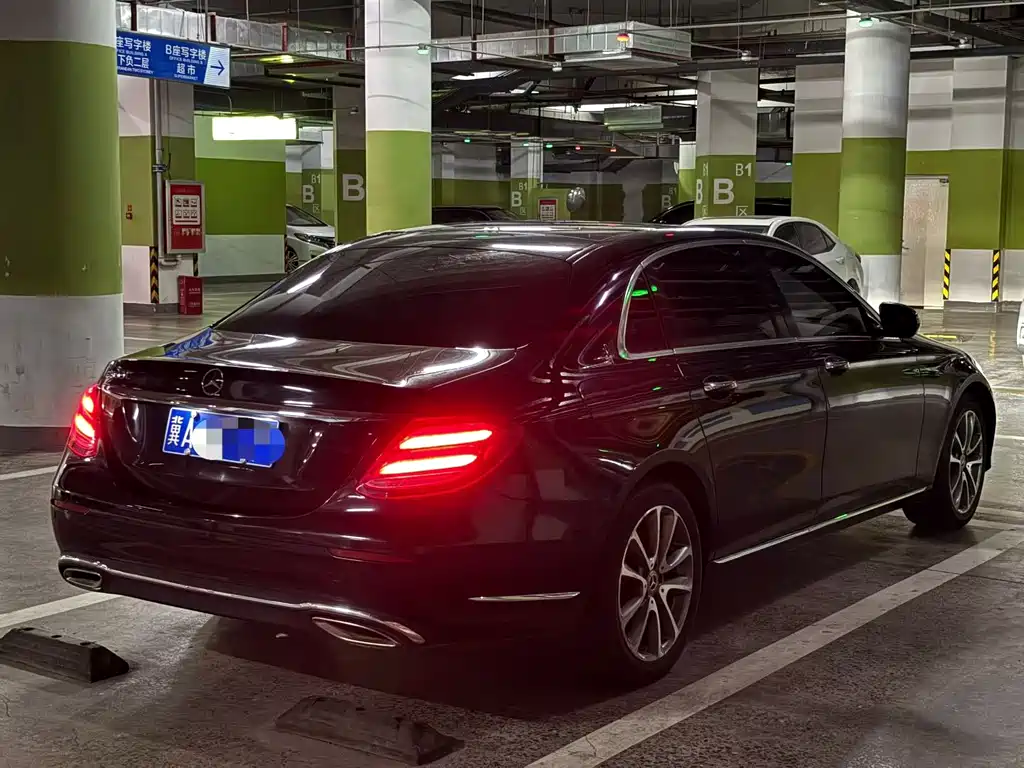 Mercedes-Benz E-Class 2017
