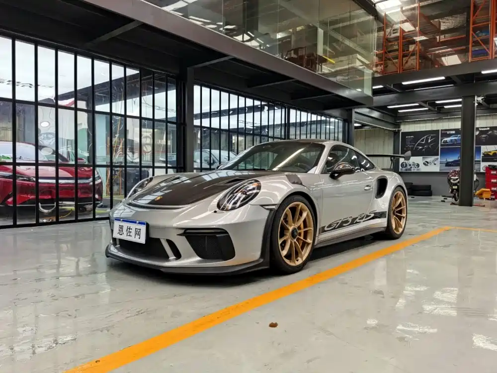 Porsche 911 2019