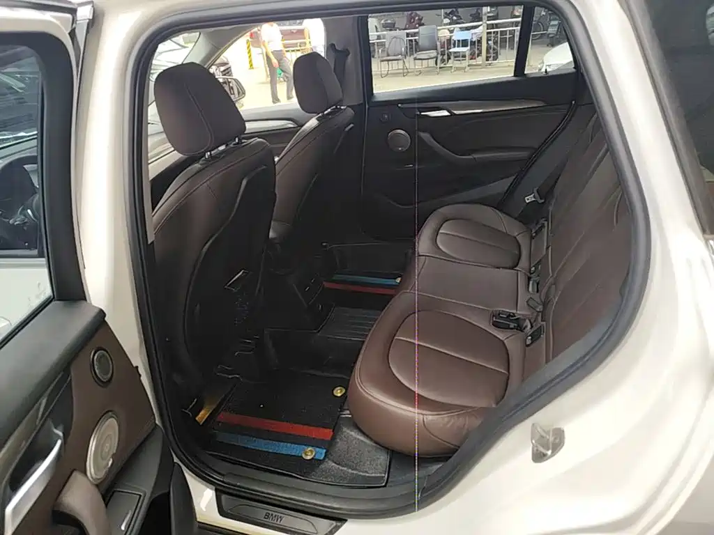 BMW X1 2017 — фото 17