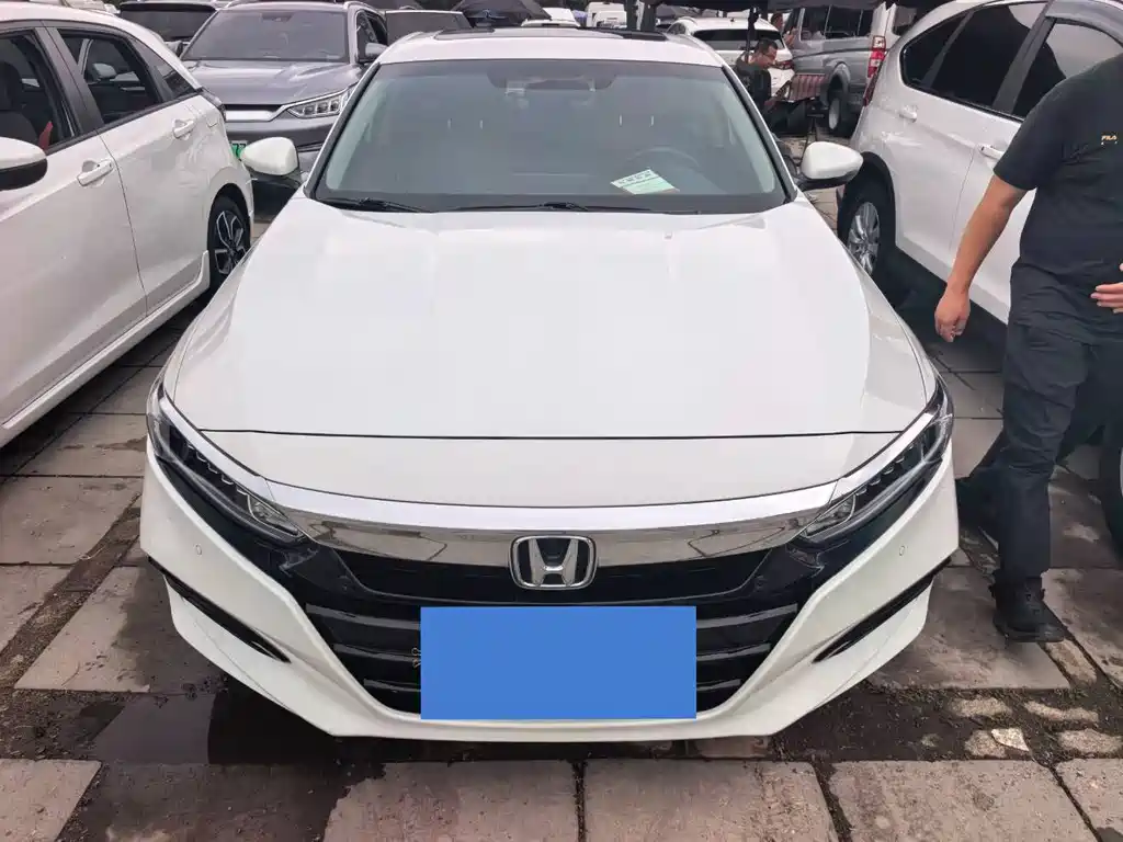 Honda Accord 2018 — фото 2