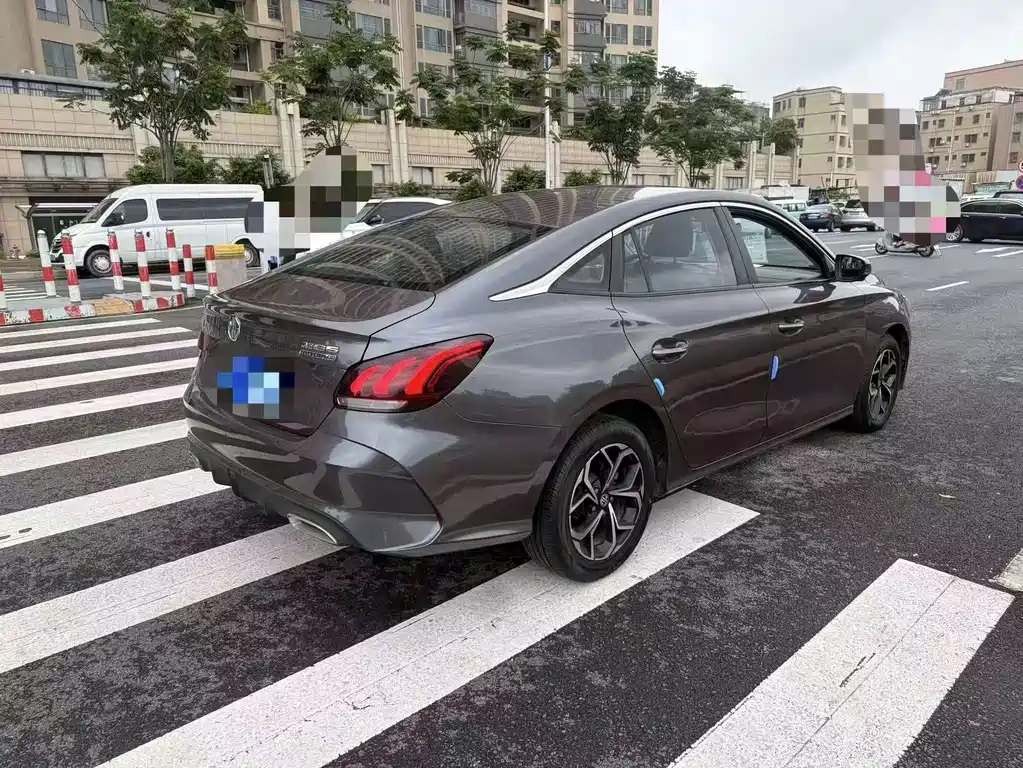 MG MG5 2023