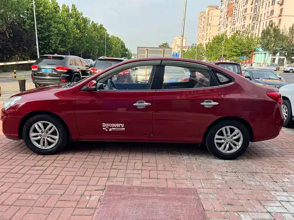 Hyundai Yuedong 2013
