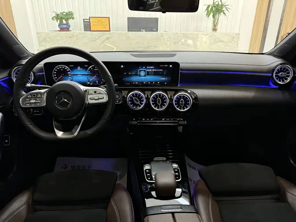 Mercedes-Benz A-Class 2020 — фото 8