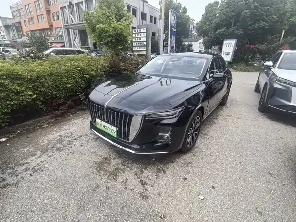 Hongqi H5 PHEV 2026