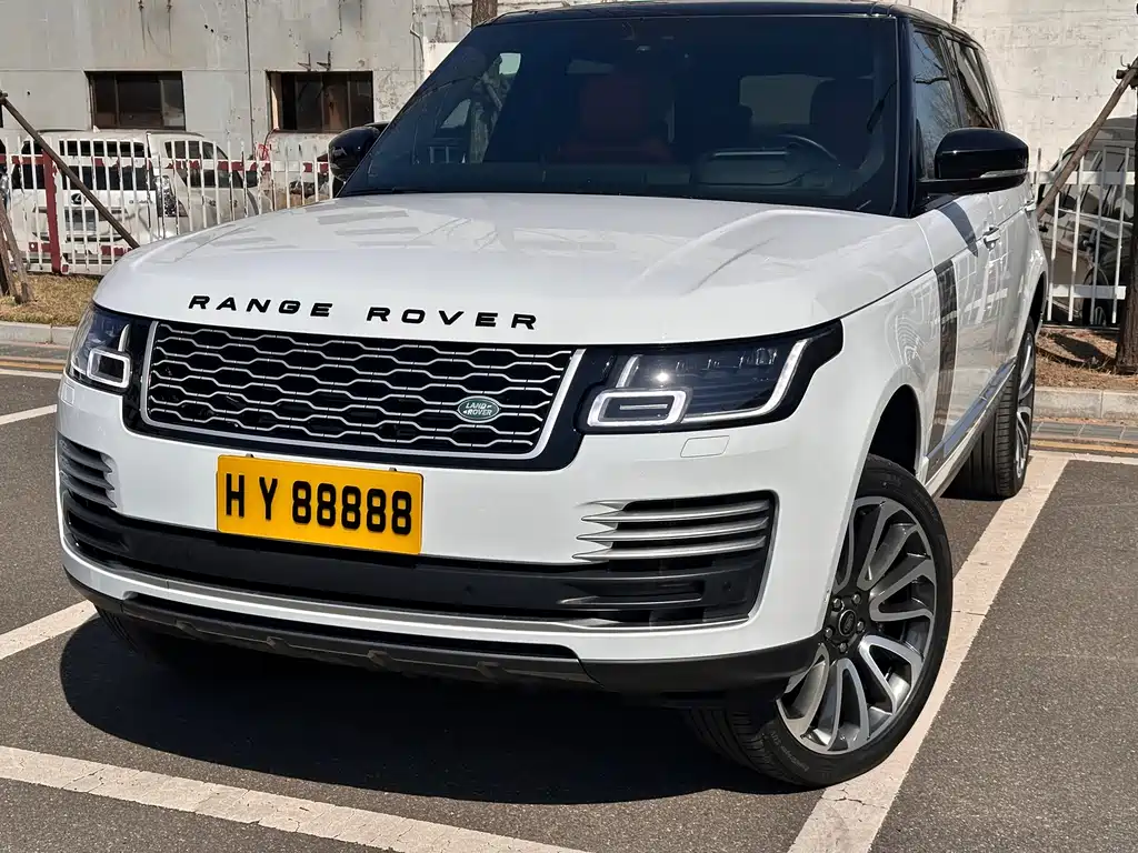 Land Rover Range Rover 2022 — фото 8