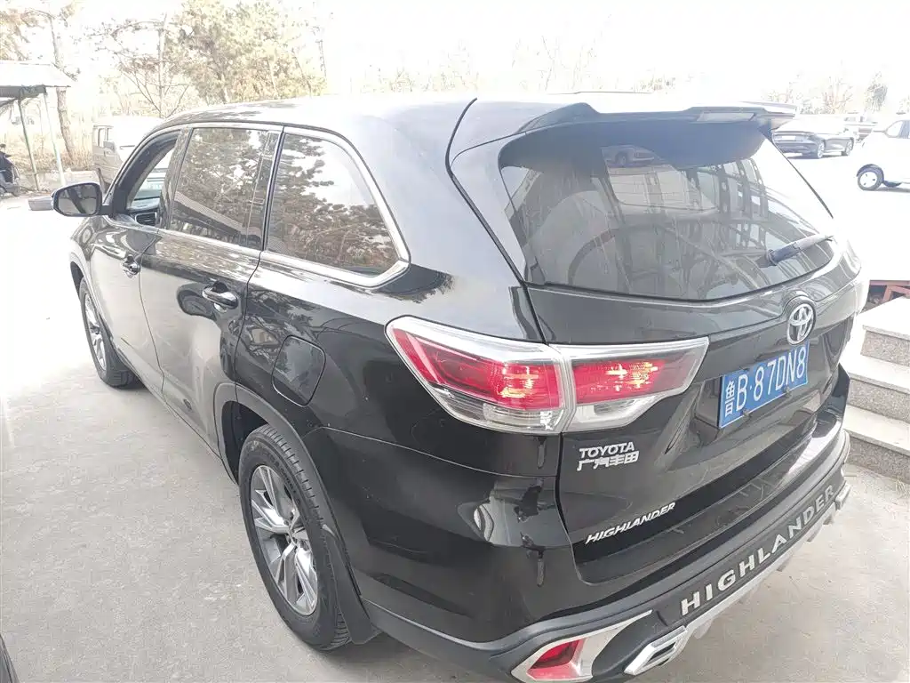 Toyota Highlander 2017 — фото 23