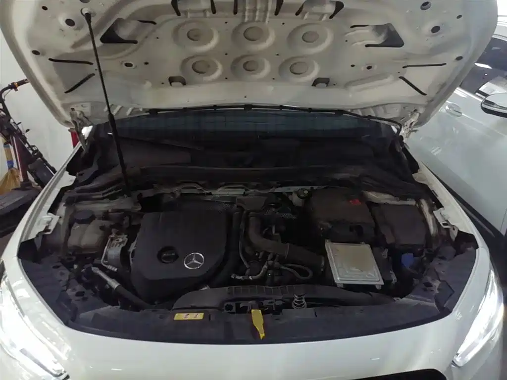 Mercedes-Benz GLA 2021 — фото 20