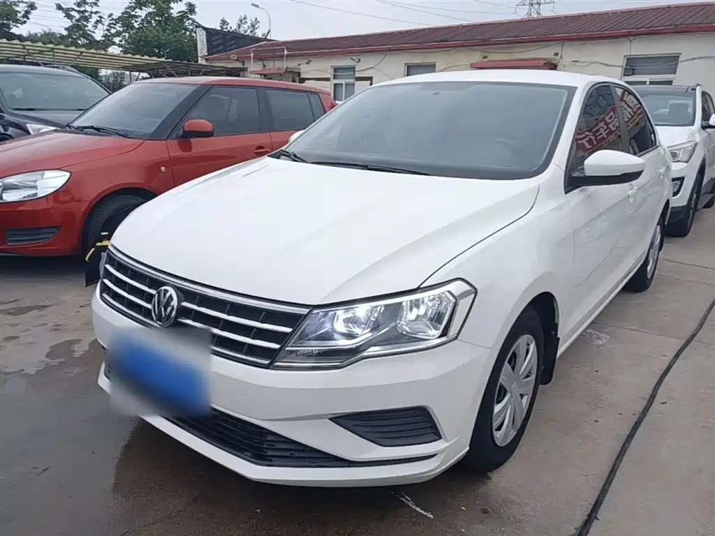 Volkswagen Jetta 2017 — фото 1