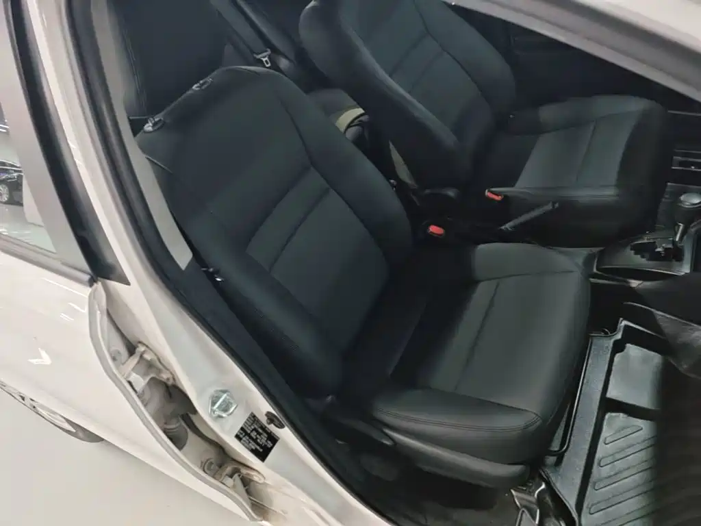 Toyota Vios 2023 — фото 25