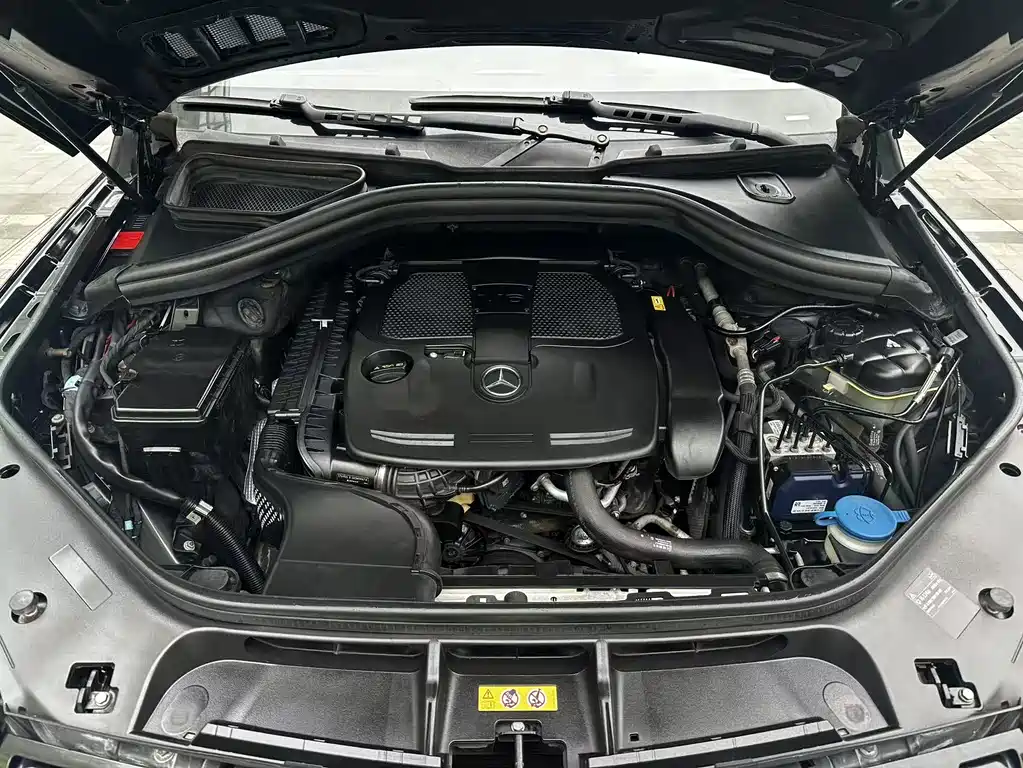 Mercedes-Benz M-Class 2013 — фото 10