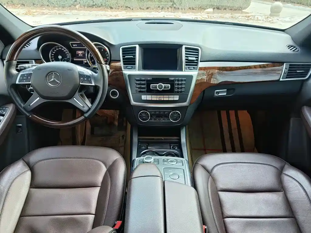 Mercedes-Benz M-Class 2013 — фото 5