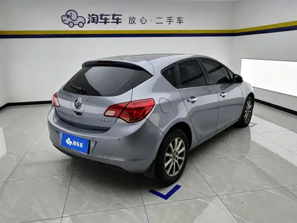 Buick Excelle GT 2012