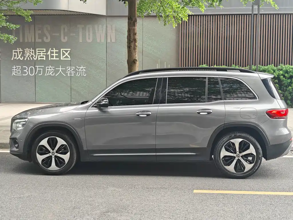Mercedes-Benz GLB 2019 — фото 20