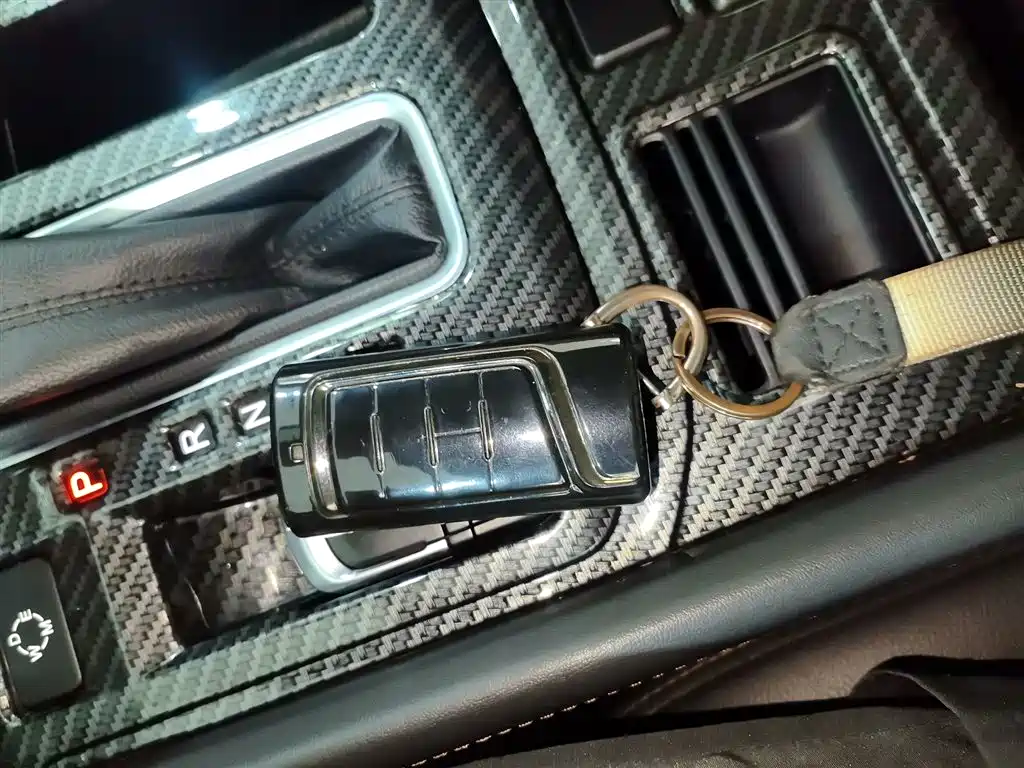 GAC Motor Trumpchi GS8 2017 — фото 12