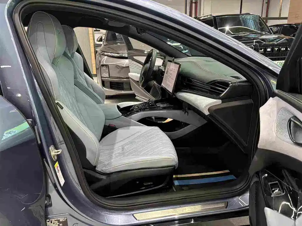 BYD Seal 2023 — фото 17