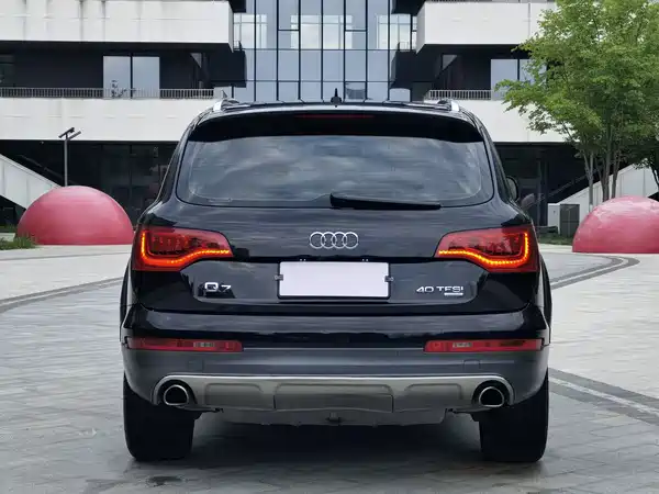 Audi Q7 2015
