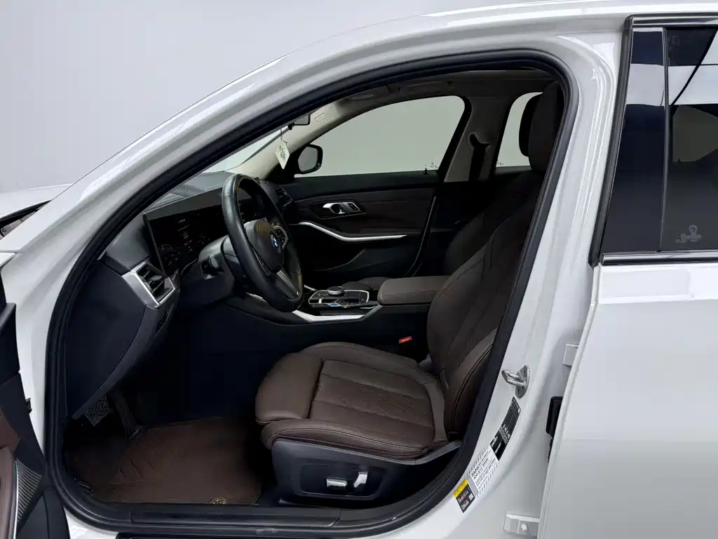 BMW i3 2023