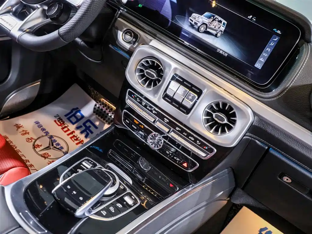 Mercedes-Benz G-Class AMG 2020 — фото 17