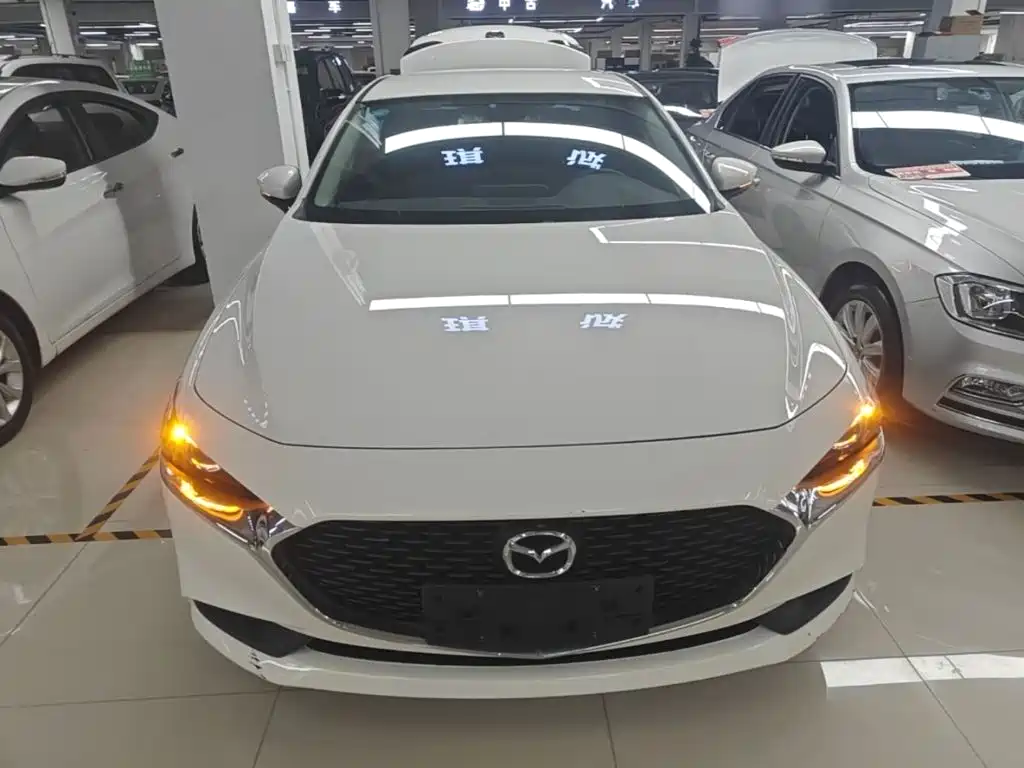 Mazda 3 Axela 2020