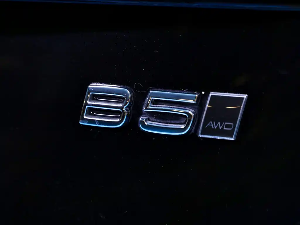 Volvo XC90 2020 — фото 7