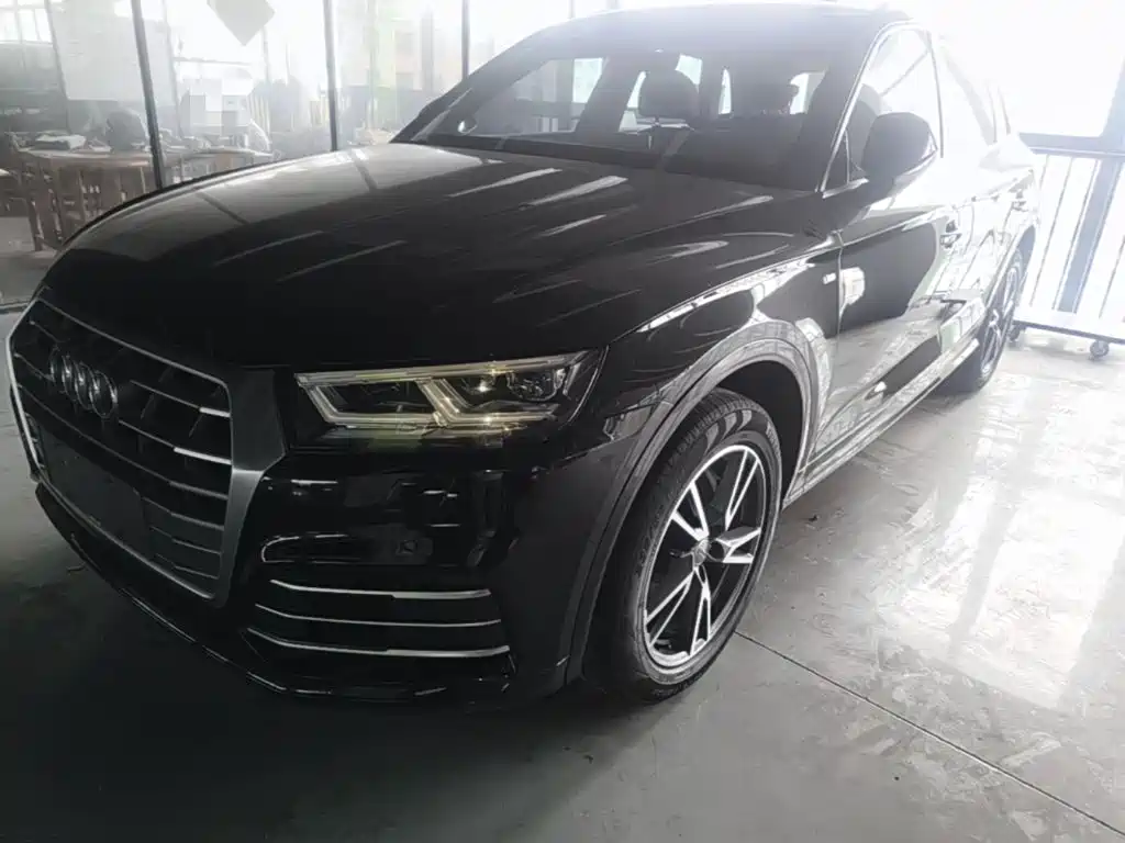 Audi Q5L 2019 — фото 2