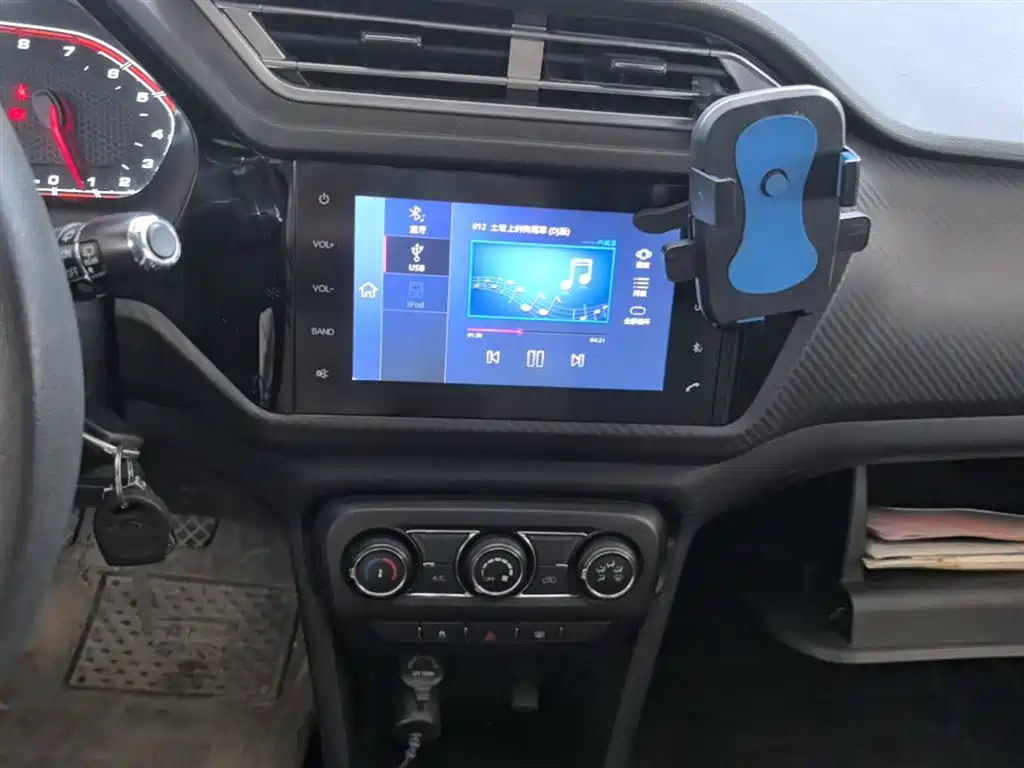 Chery Tiggo 3x 2019 — фото 13