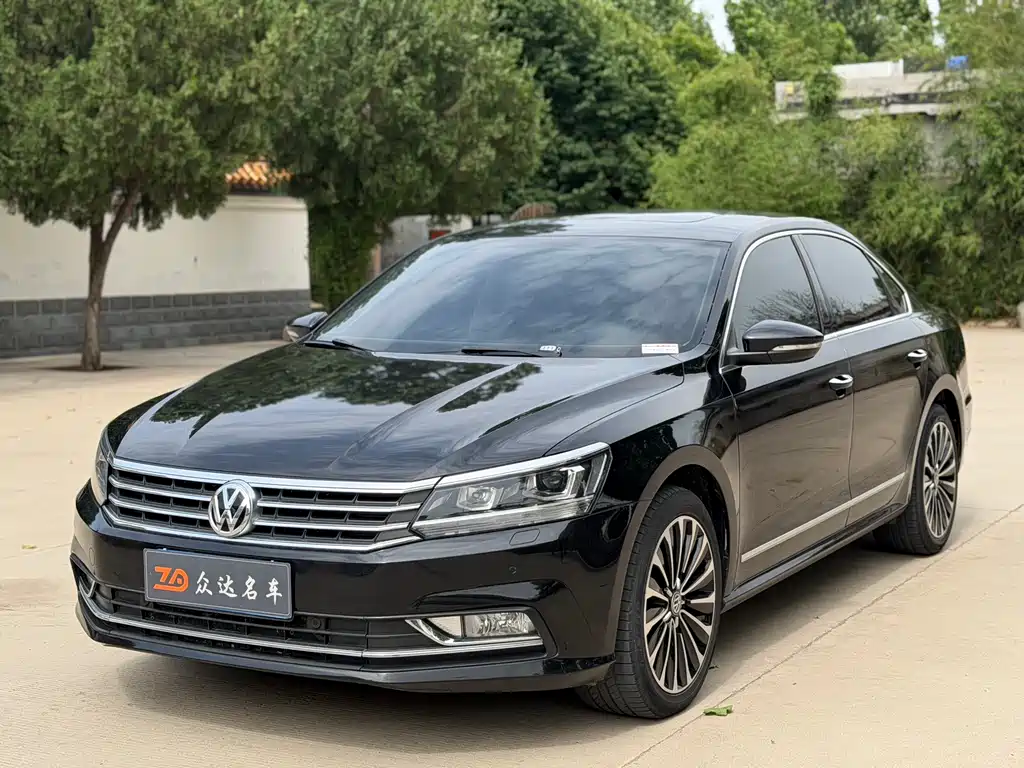 Volkswagen Passat 2017 — фото 1