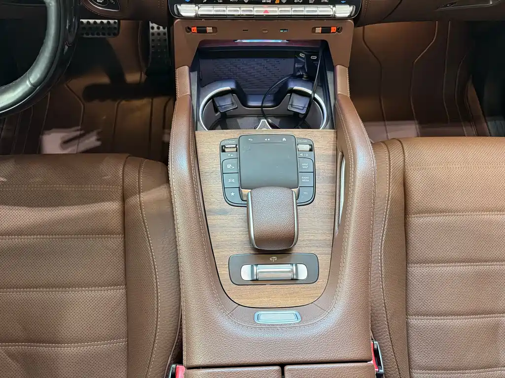 Mercedes-Benz GLS 2024 — фото 12