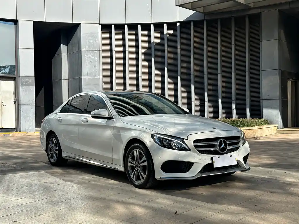 Mercedes-Benz C-Class 2018 — фото 3