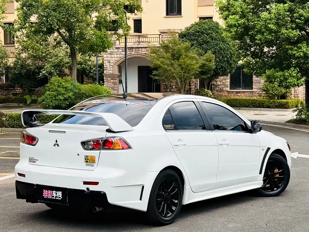 Mitsubishi Lancer EX 2017 — фото 9