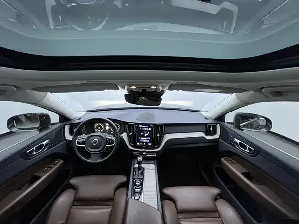Volvo XC60 2019