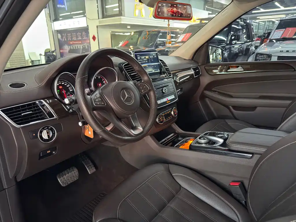 Mercedes-Benz GLS 2019 — фото 9